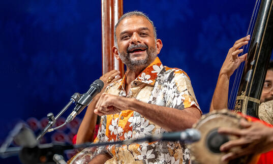 Image of TM Krishna on stage